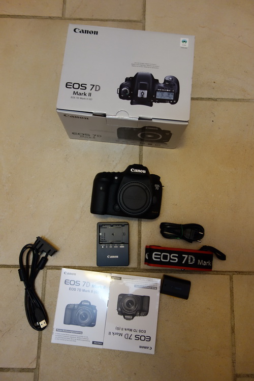 Canon 7d Mark II Unboxing