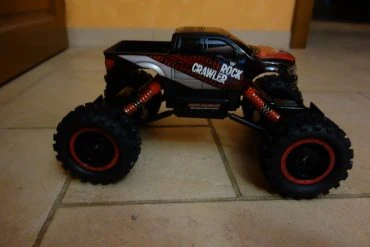 Test de la voiture radiocommandée 4x4 Rock Master