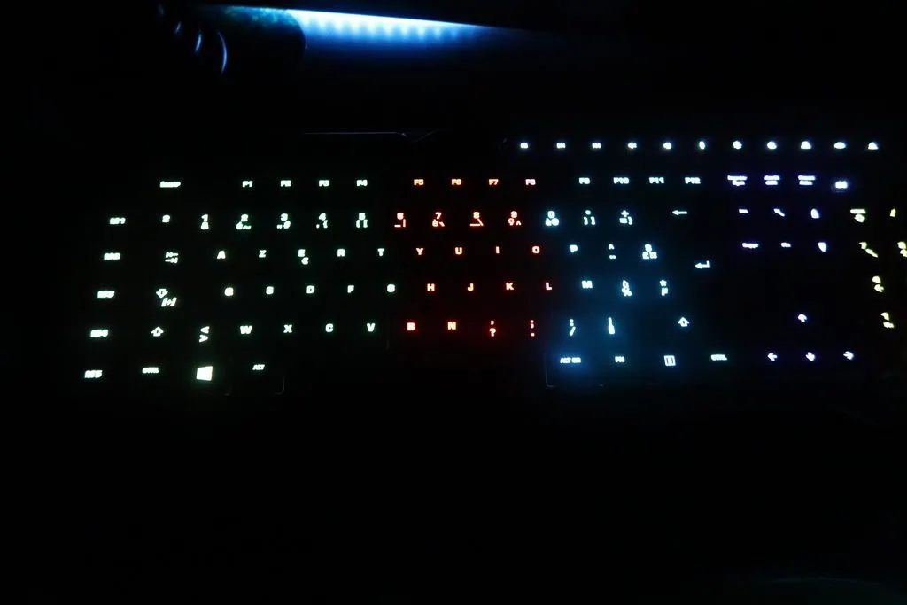 Test du clavier ROCCAT Horde AIMO