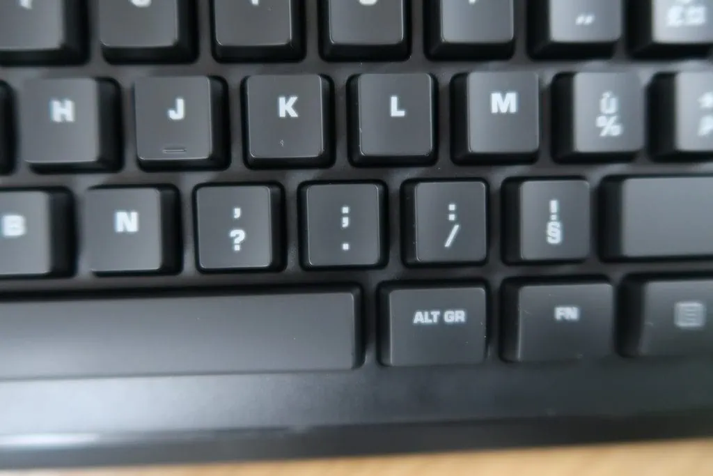 Test du clavier ROCCAT Horde AIMO