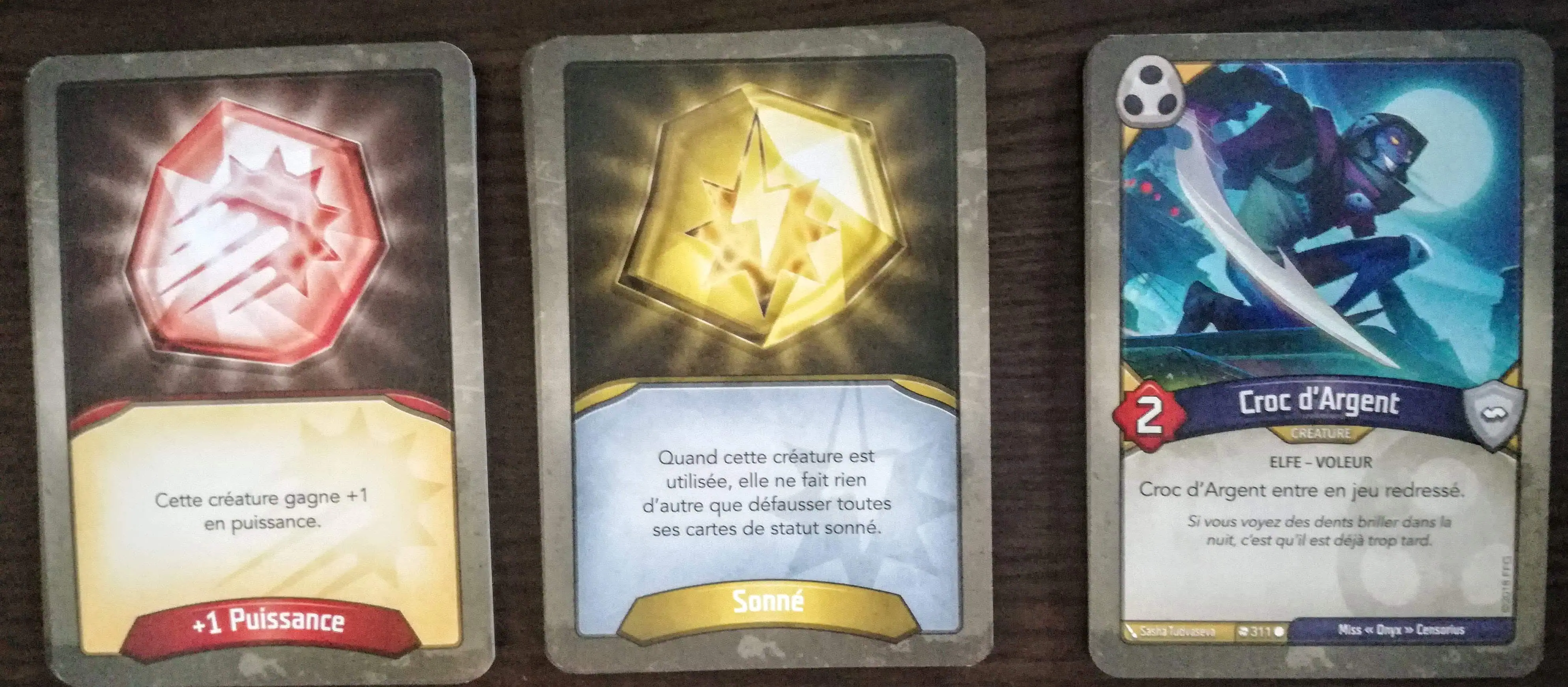 Keyforge, un air de Magic chez FFG
