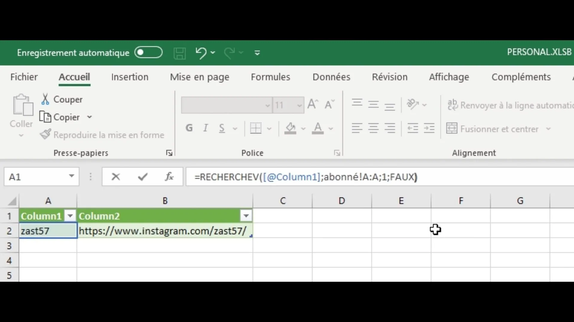 vlookup complet excel pour comparer abonné et abonnement Instagram