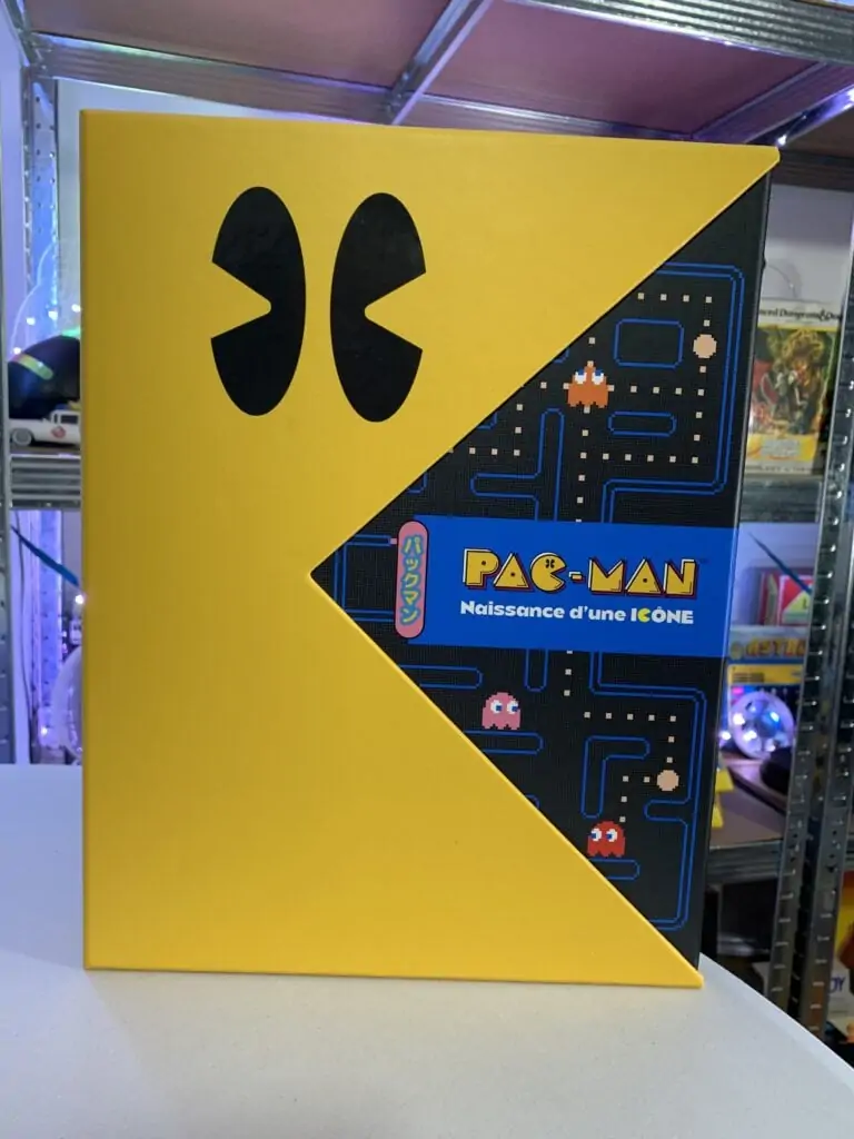 Unboxing livre PAC MAN Naissance d'une icone Collector chez Omaké Books