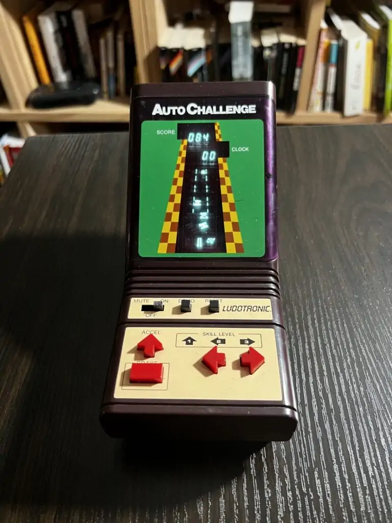 Le jeu Auto challenge Ludotronic