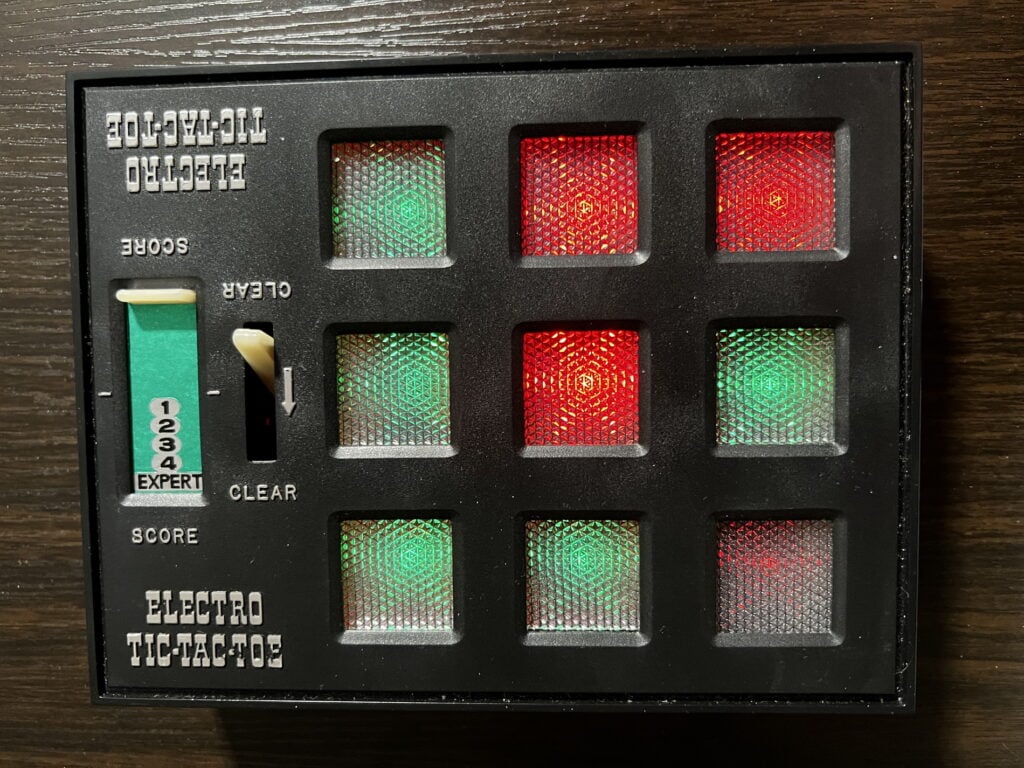 Test du jeu Electro Tic-Tac-Toe de Waco