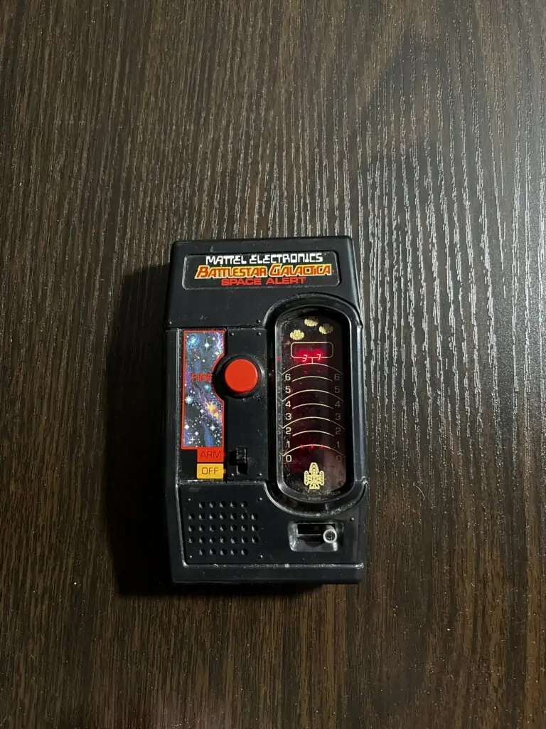 Le jeu Battlestar Galactica Space Alert de Mattel Electronics