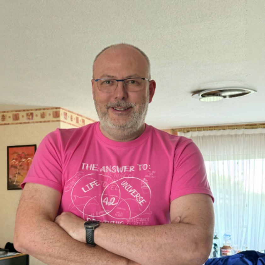 Changement de la couleur d'un t-shirt Flux Kontext