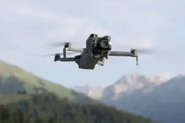 DJI Mini 5 Pro : le drone compact qui voit la nuit