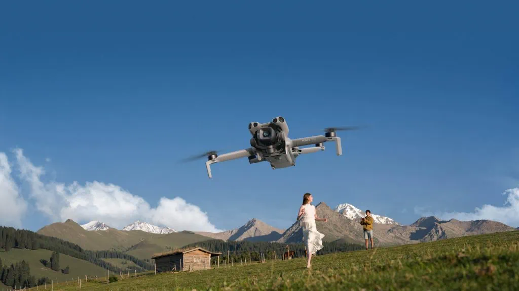 DJI Mini 5 Pro : le drone compact qui voit la nuit