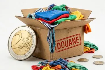 Taxe petits colis 2026 : combien vont vraiment couter vos commandes Shein, Temu et AliExpress ?