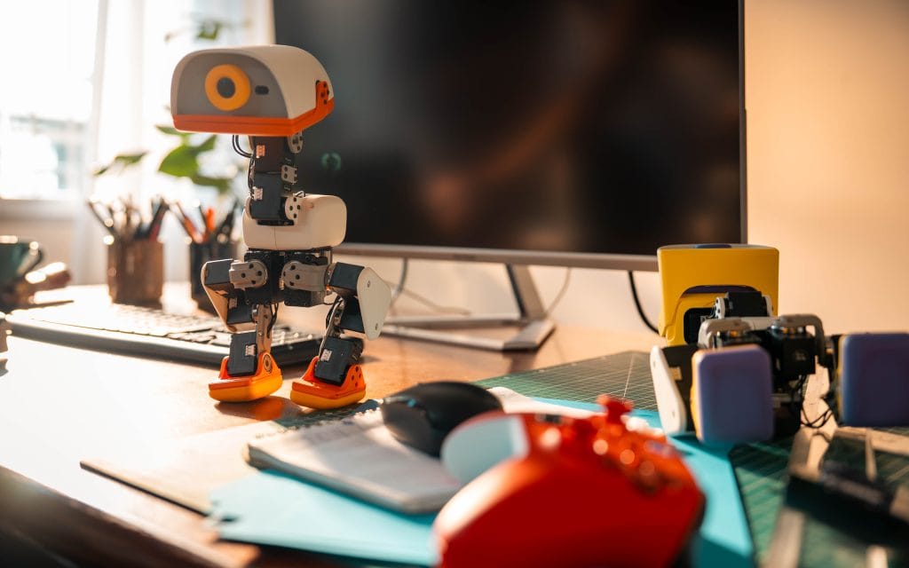 Microduck : le petit robot à 399 $ de Hugging Face qui apprend à marcher