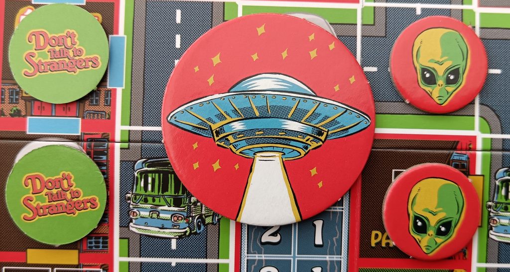 Test et avis de Don't talk to strangers chez Don't Panic Games